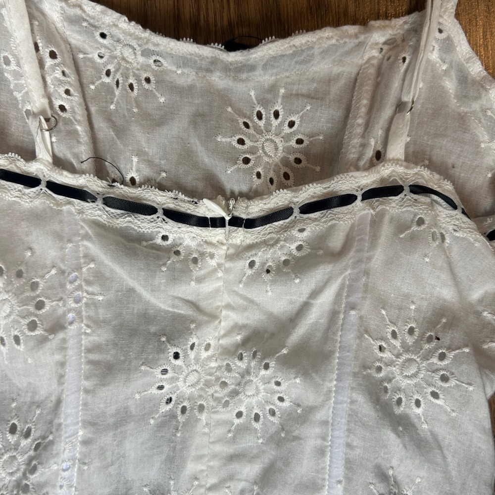 PrettyLittleThing Cottage‎ Core Fairy Dress White Eyelet Black Ribbon Sleeveless - Picture 3 of 4